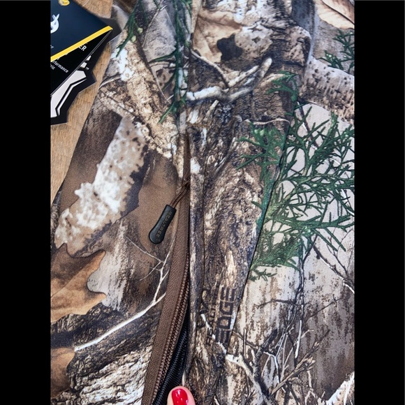 REAL TREE EDGE CAMO MEN'S HUNTING TECH HOOD PULLOVER w/Built-In FACE GAITER NEW - Picture 8 of 16